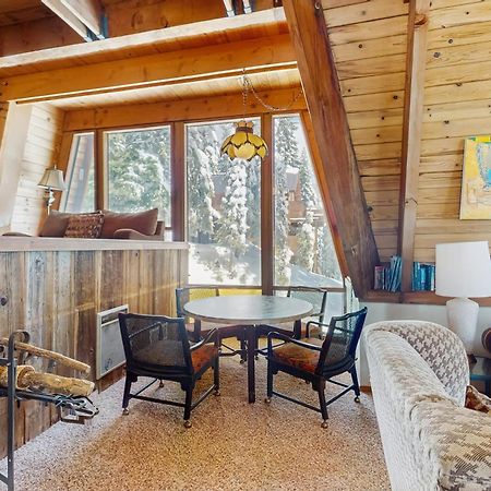 Retro Family Gathering Home In Tahoe Donner Truckee Exterior photo